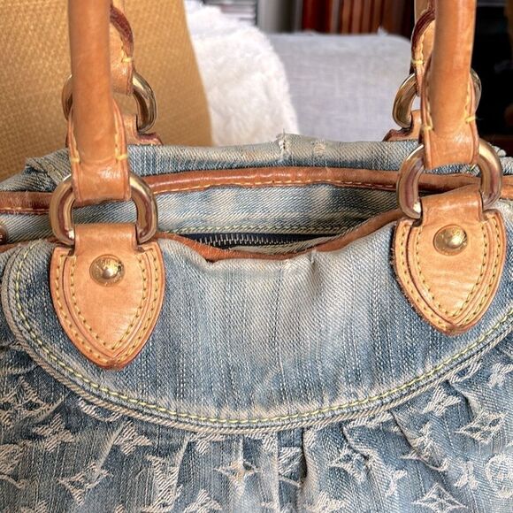 Authentic LOUIS VUITTON blue monogram denim NEO CABBY MM w/strap - Picture 9 of 16